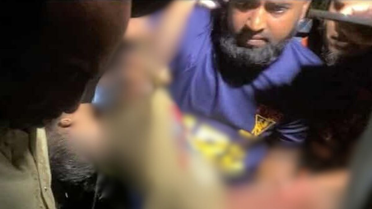 ফাইম বাবুর মরদেহ উদ্ধার। ছবি- রূপালী বাংলাদেশ