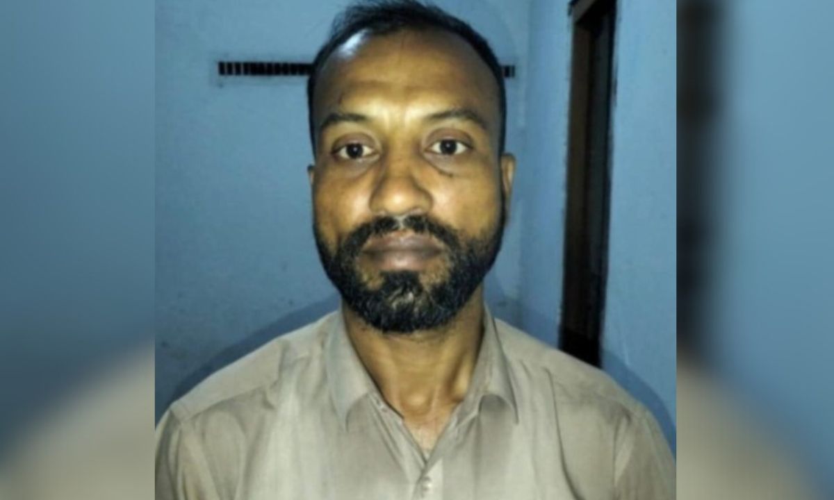 গ্রেপ্তার আওয়ামী লীগ নেতা জাহাঙ্গীর আলম জুয়েল। ছবি- রূপালী বাংলাদেশ
