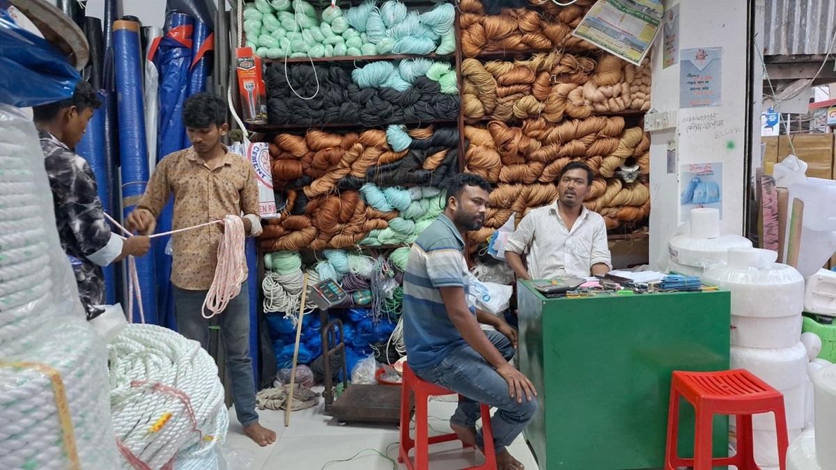 ‘শয়তানের নিঃশ্বাস’, হাতিয়ে নিল ব্যবসায়ীর লাখ টাকা