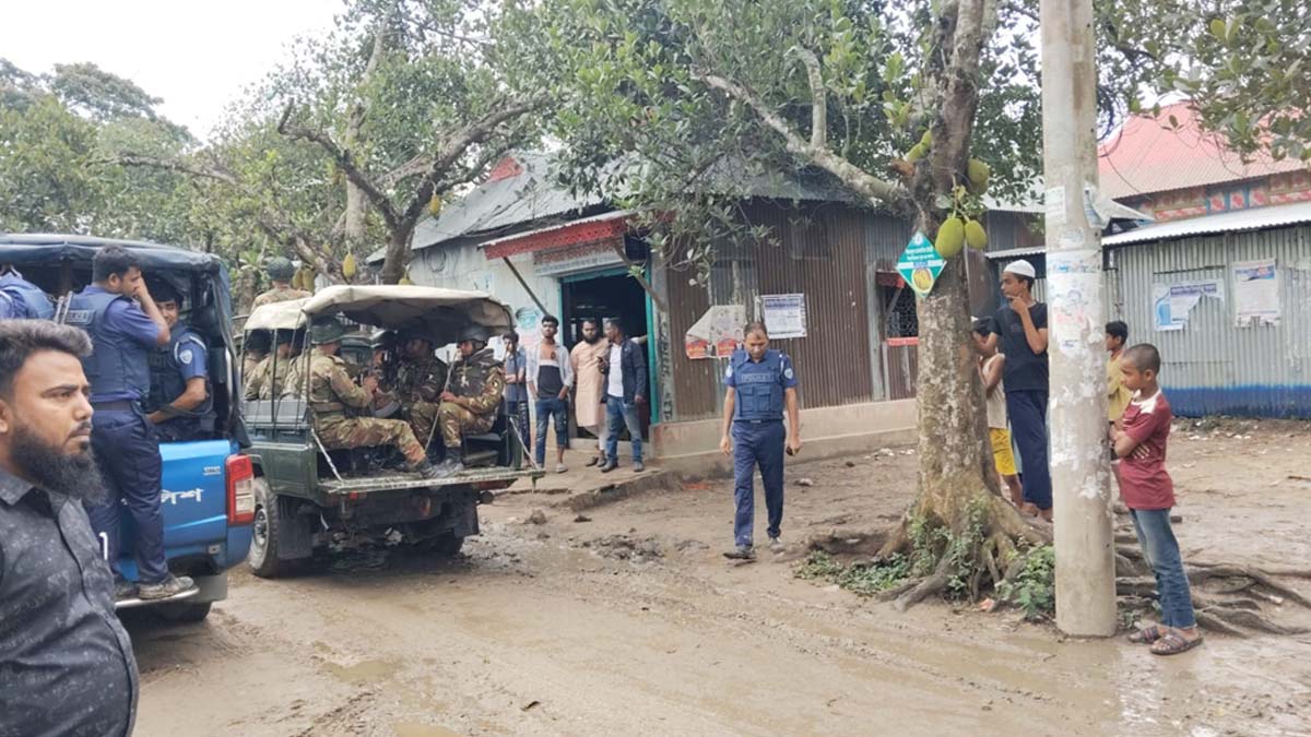 ব্রাহ্মণবাড়িয়ায় দফায় দফায় দু’গ্রুপের সংঘর্ষ, আহত ৩০