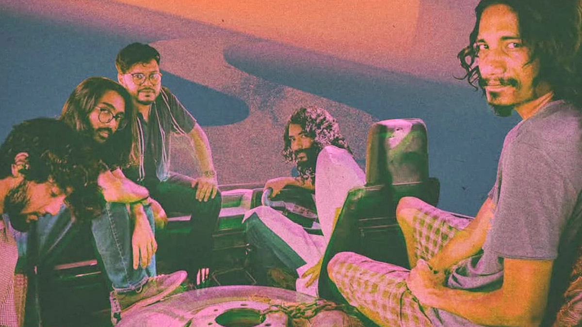 হাইওয়ে যাত্রা