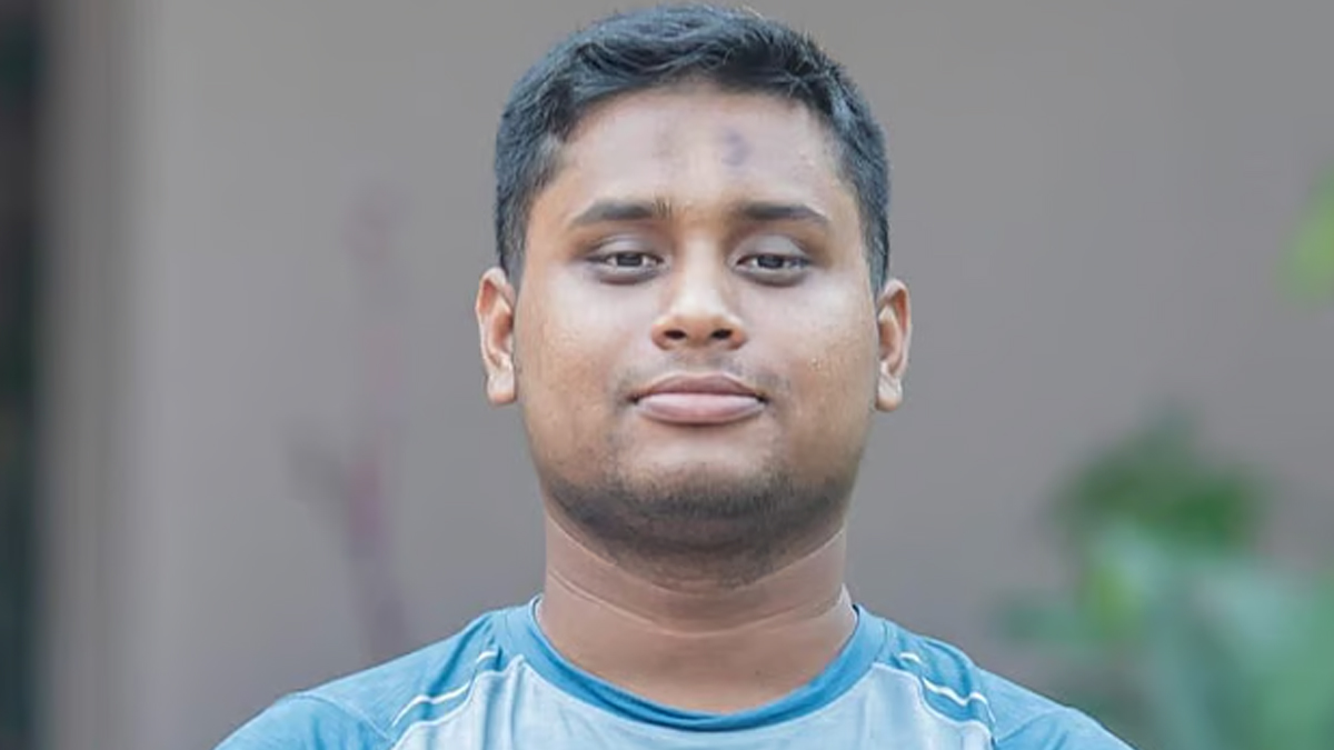 দুই ছাত্র উপদেষ্টার পদত্যাগ চাওয়া মোটেই স্বাভাবিক বিষয় নয় : হাসনাত