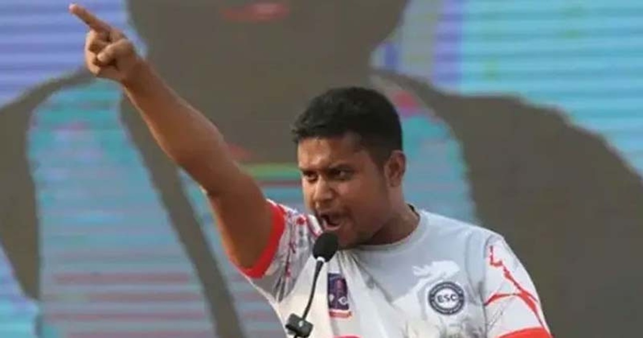 কুয়েট শিক্ষার্থীদের পাশে হাসনাত আব্দুল্লাহ