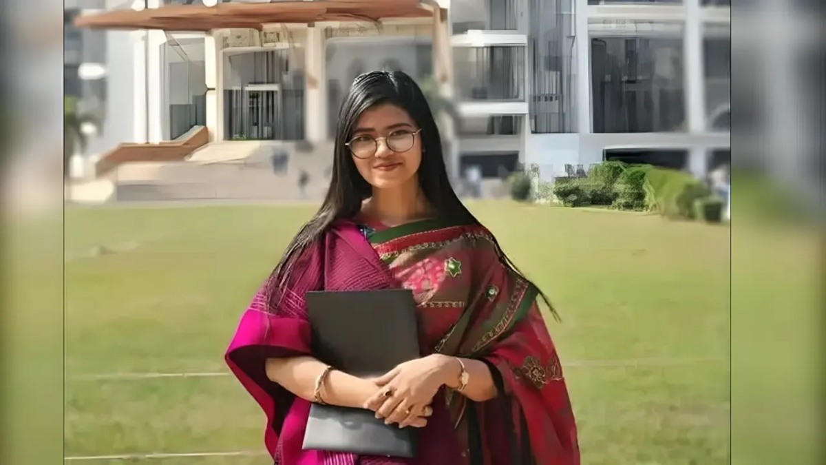 ড্যাফোডিলের সেই শিক্ষককে বহিষ্কার