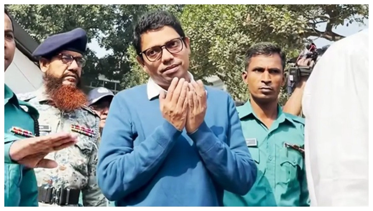 পলকের সব সম্পদ জব্দের আদেশ