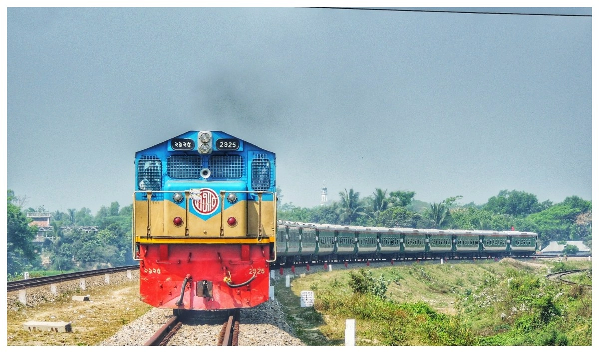 ঈদের ছুটি শেষে চালু আন্তঃনগর ট্রেন