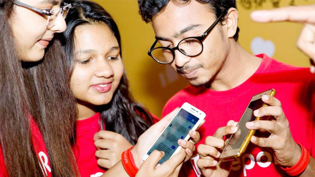 দেশে ইন্টারনেট ব্যবহারকারীর সংখ্যা দিন দিন বাড়ছে। ছবি- সংগৃহীত