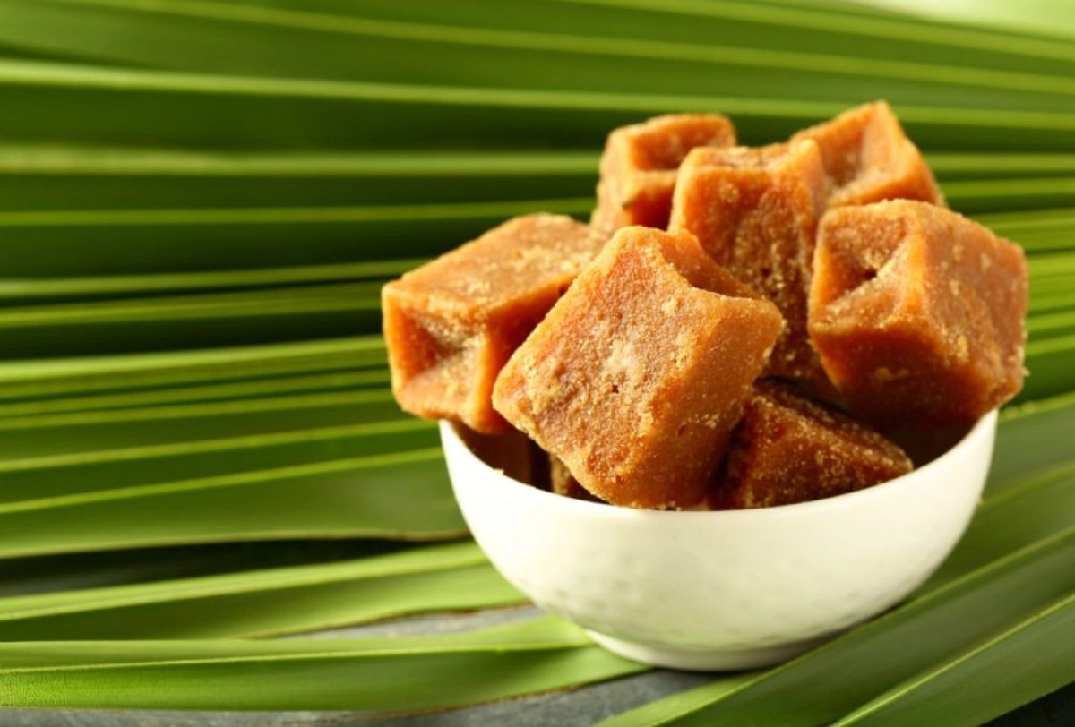 আখের গুড়ের উপকারিতা-অপকারিতা