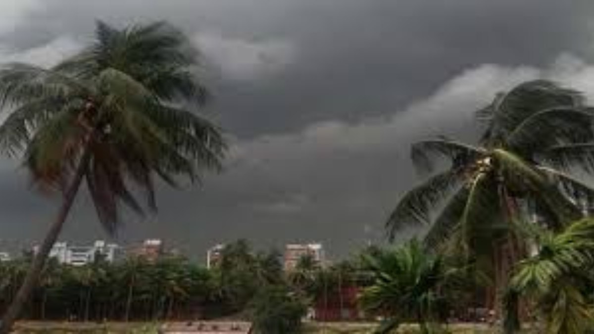 ১৮ অঞ্চলে ঝড়ের শঙ্কা