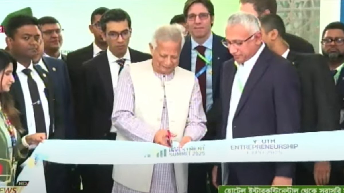 তরুণদের চাকরিপ্রার্থী না হয়ে উদ্যোক্তা হতে হবে:  প্রধান উপদেষ্টা