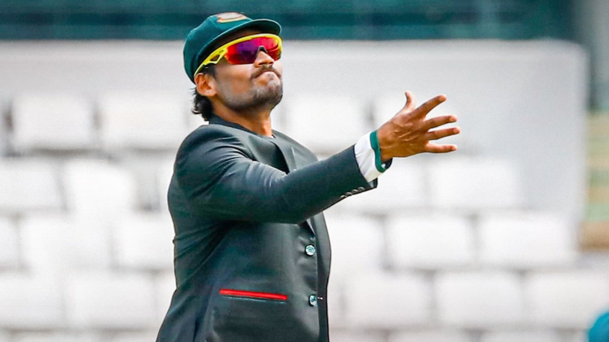 টস জিতে ব্যাটিংয়ে বাংলাদেশ