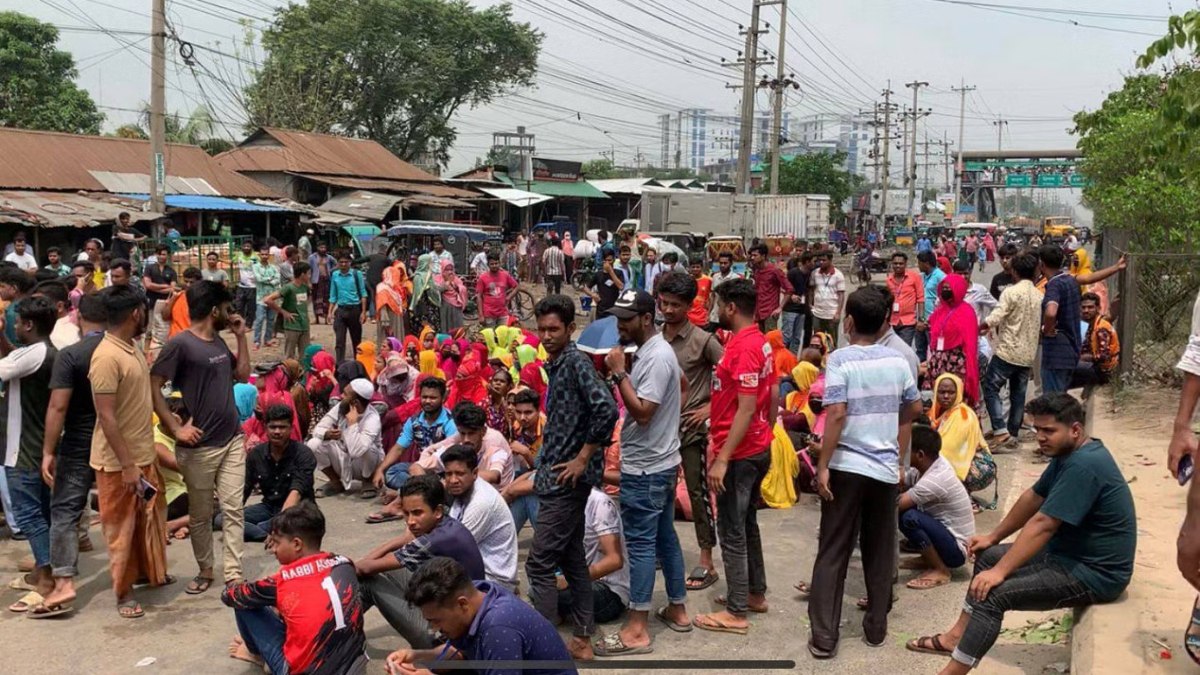 ঢাকা-ময়মনসিংহ মহাসড়ক অবরোধ