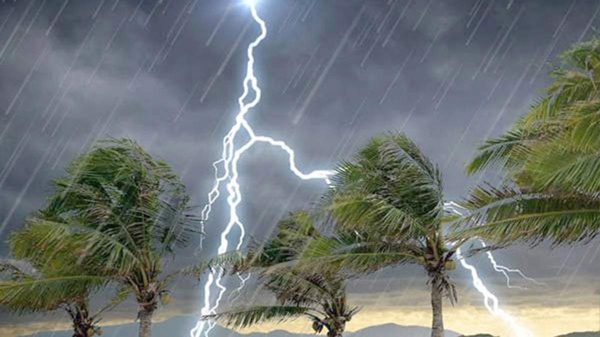 ৩ অঞ্চলে বজ্রসহ বৃষ্টির শঙ্কা