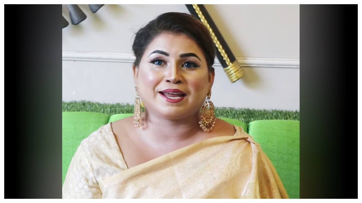 ‘ভিউ’ বাড়াতে সন্তানদের ব্যবহার, প্রশাসনের নজরে ‘ক্রিম আপা’
