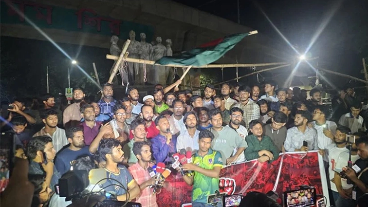 উপদেষ্টা পরিষদ পুনর্গঠনের আহ্বান জুলাই ঐক্যের