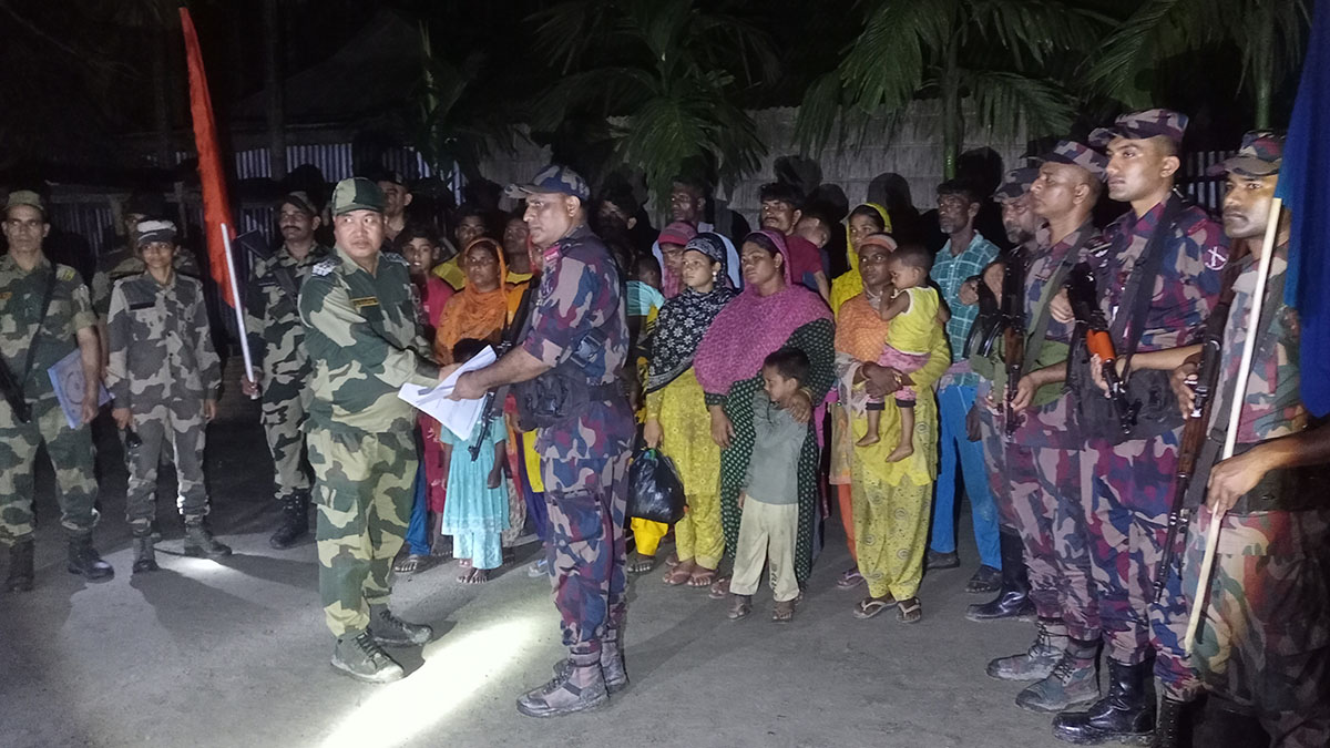 ২৪ বাংলাদেশিকে ফেরত আনল বিজিবি 