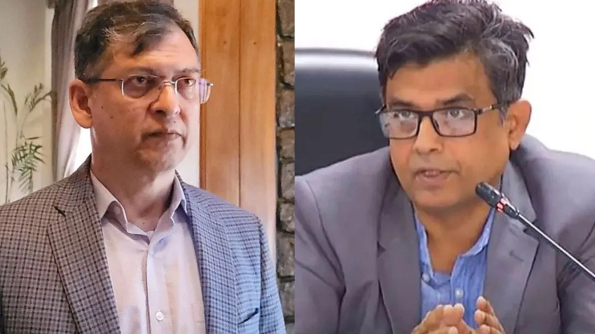 বিএনপির স্থায়ী কমিটির সদস্য সালাহউদ্দিন আহমেদ ও প্রধান উপদেষ্টার প্রেস সচিব শফিকুল আলম।   ছবি- সংগৃহীত