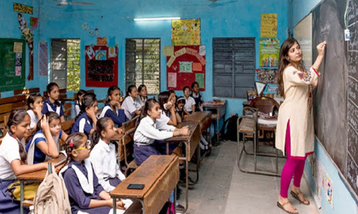 প্রাথমিক বিদ্যালয়ের সহকারী শিক্ষকদের বদলির আবেদন শুরু। ছবি- সংগৃহীত