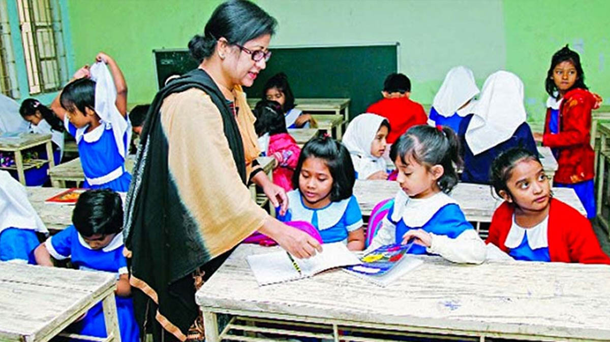 শ্রেণিকক্ষে প্রাথমিকের শিক্ষার্থীরা।    ছবি- সংগৃহীত