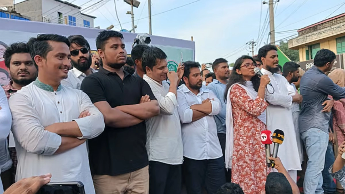 পথ সভায়  বক্তব্য রাখেন  এনসিপির জ্যেষ্ঠ যুগ্ম সদস্য সচিব ডা. তাসনিম জারা। ছবি- সংগৃহীত