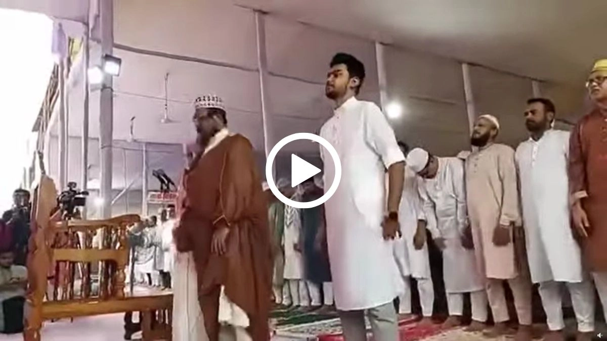 ঈদের জামাতে উপদেষ্টা আসিফের আলাদা কাতারে দাঁড়ানোর কারণ কী?