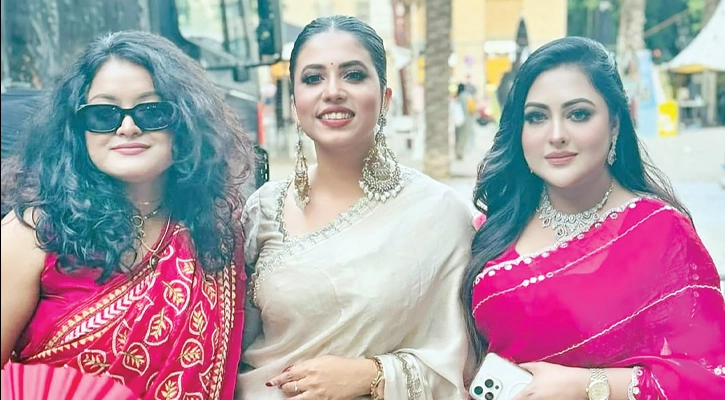 ইউরোপ মাতিয়ে ফিরলেন তারা