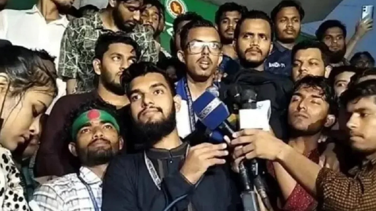 শিক্ষা উপদেষ্টার সঙ্গে পলিটেকনিক শিক্ষার্থীদের বৈঠক শুরু