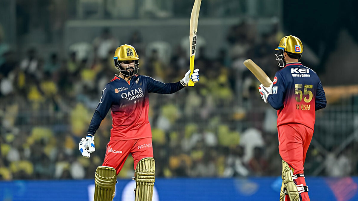 ১৮ বছরের আক্ষেপ ঘোচাল ব্যাঙ্গালুরু