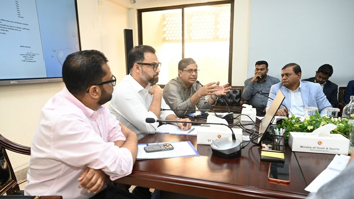 খেলার মাঠ নির্ধারণ, উন্নয়ন ও বাস্তবায়নের লক্ষ্যে অনুষ্ঠিত সভা। ছবি : সংগৃহীত