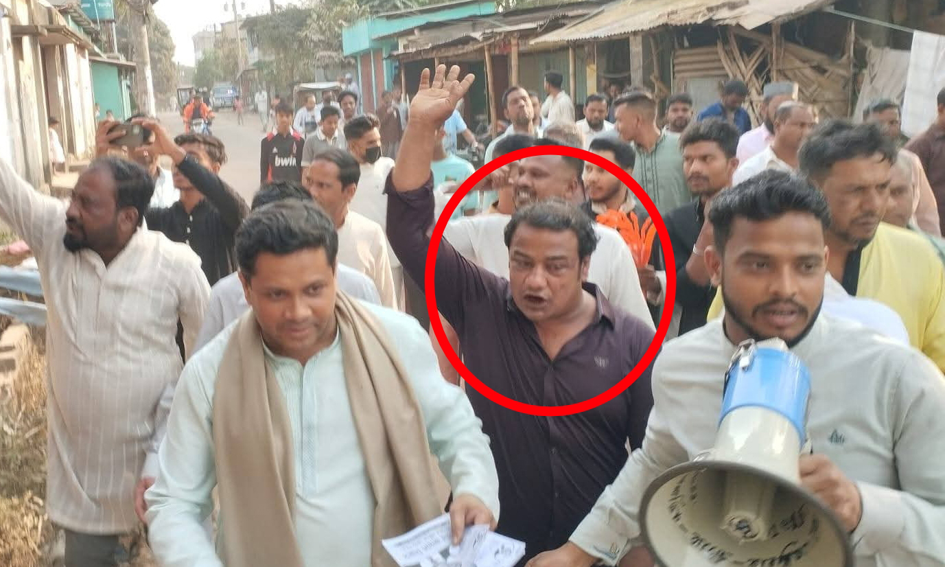 তালিকাভুক্ত সন্ত্রাসী বিএনপির প্রচারে (লাল গোল চিহ্নিত)। ছবি : সংগৃহীত