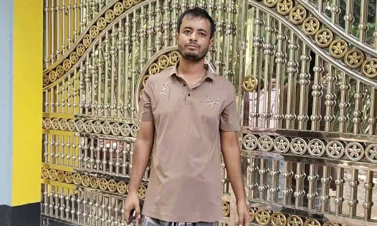 অনলাইন জুয়ার নেটওয়ার্ক পরিচালনা করে গ্রাম পুলিশ গড়ে তুলেছেন কয়েক কোটি টাকার সম্পদ। ছবি- রূপালী বাংলাদেশ
