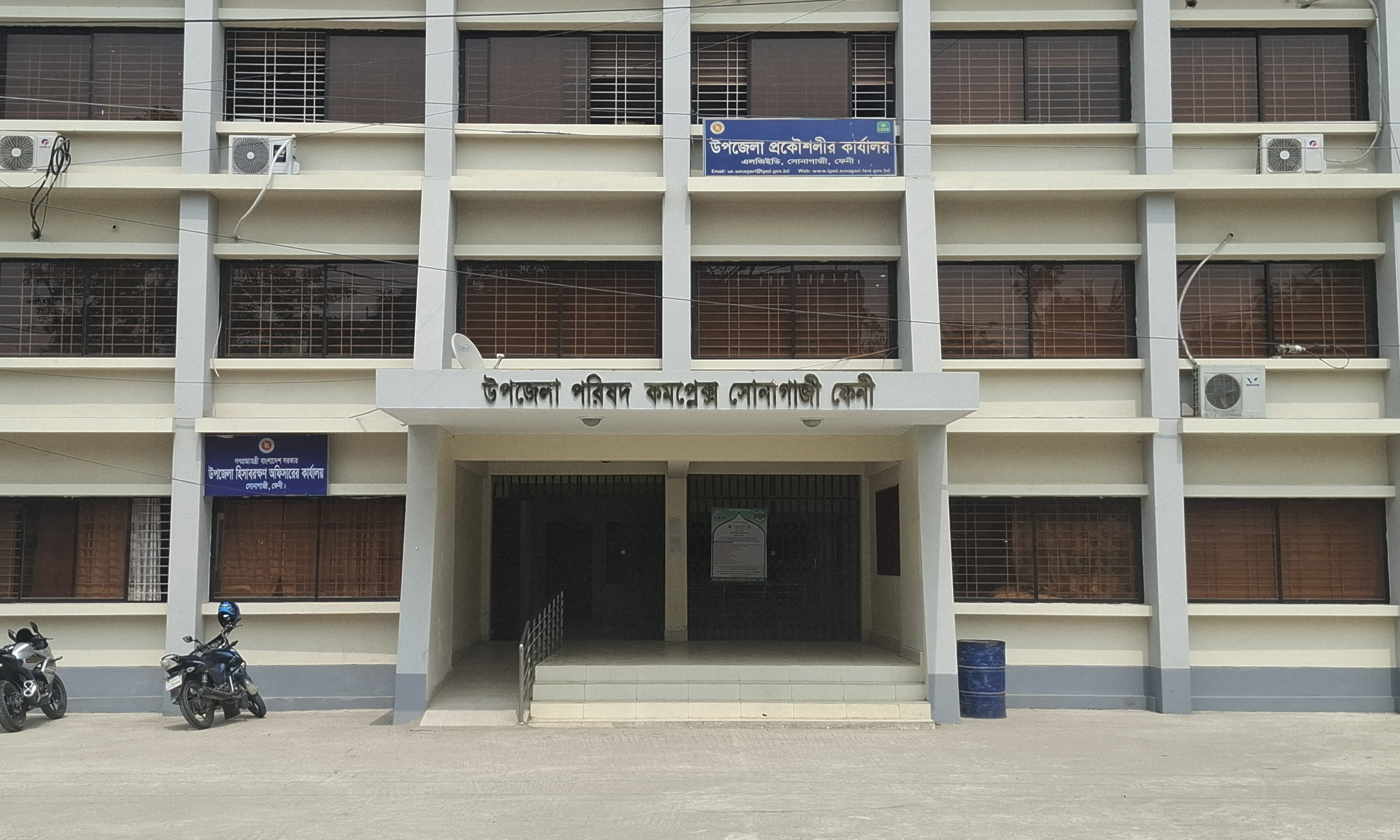সেবা দিয়েও মিলছে না সম্মানী। ছবি : রূপালী বাংলাদেশ