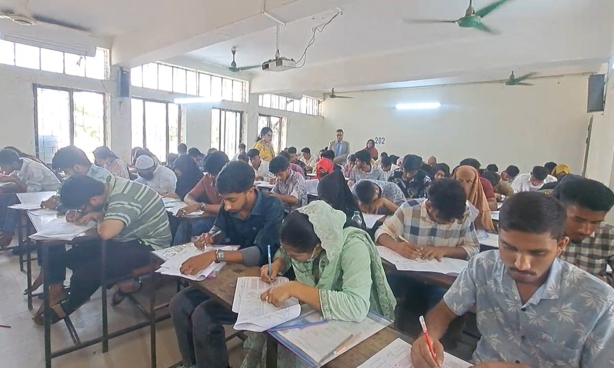 ছবি: রূপালী বাংলাদেশ