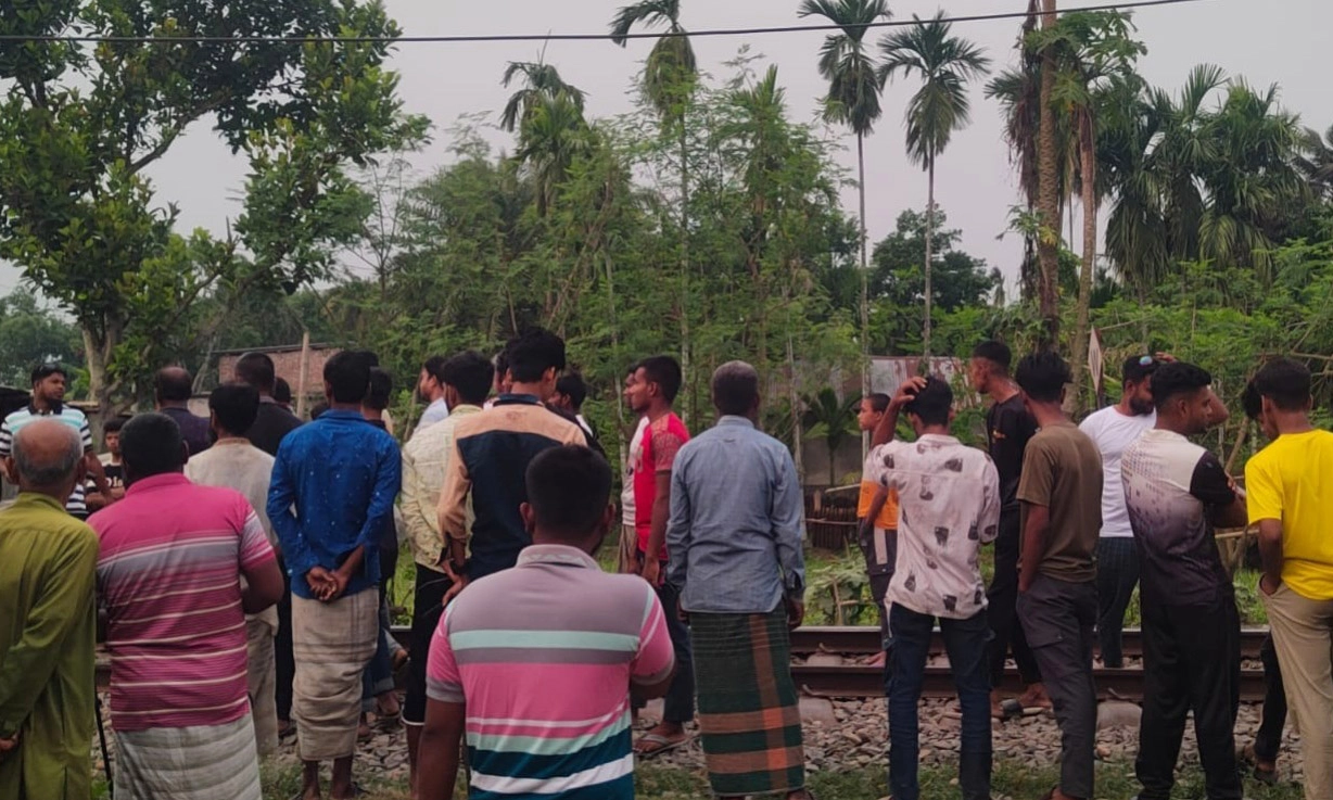 ছবি : রূপালী বাংলাদেশ