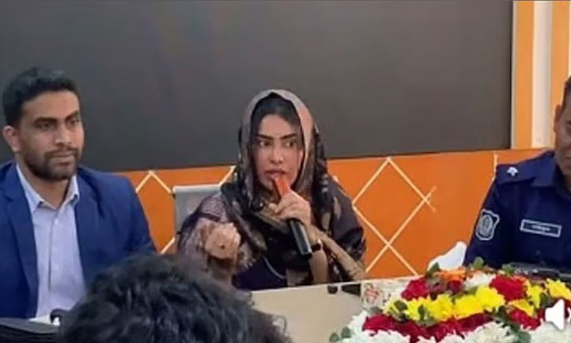 এমপির স্ত্রী প্রশাসনিক সভার প্রধান অতিথি হওয়ায় ইউএনও-এসিল্যান্ড বদলি। ছবি : সংগৃহীত