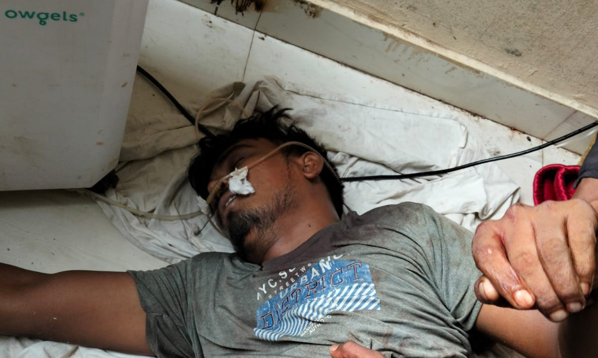 ইয়াবা বিক্রিতে বাধা; ছেলেকে খুন, বাবাকে জখম। ছবি- রূপালী বাংলাদেশ