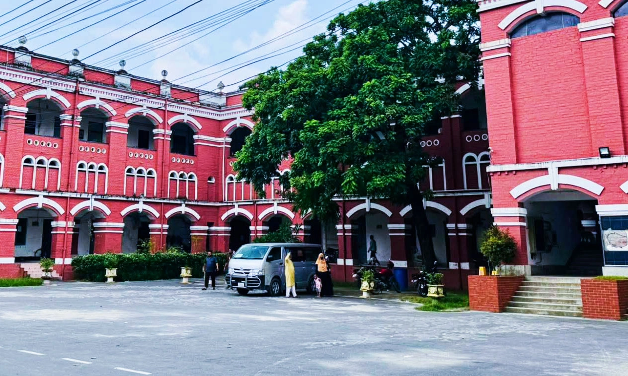 ছবি : রূপালী বাংলাদেশ