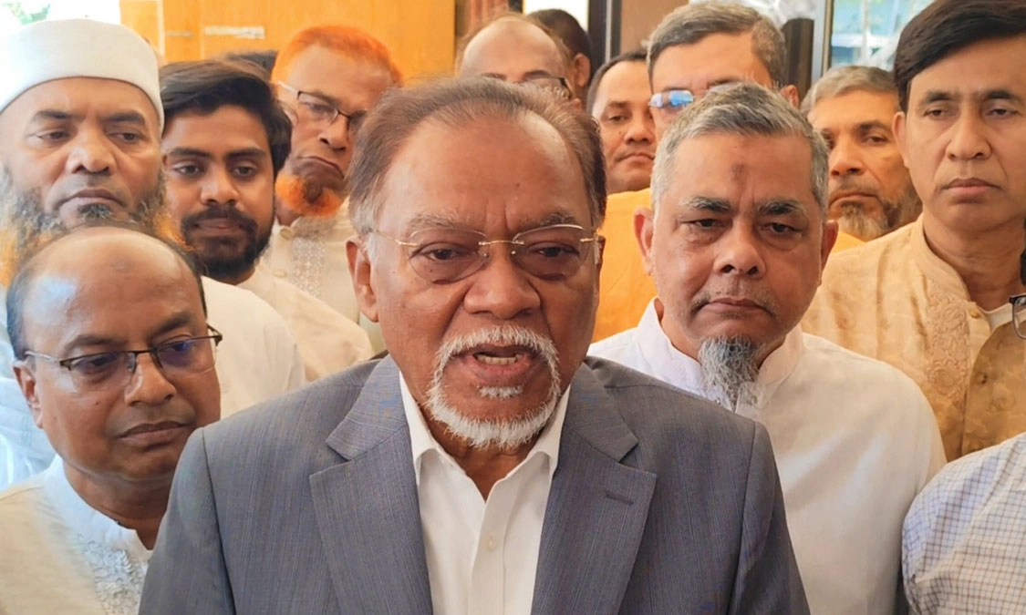 জনপ্রশাসন মন্ত্রণালয়ের উপদেষ্টা মো. ইসমাইল জবিউল্লাহ। ছবি : রূপালী বাংলাদেশ