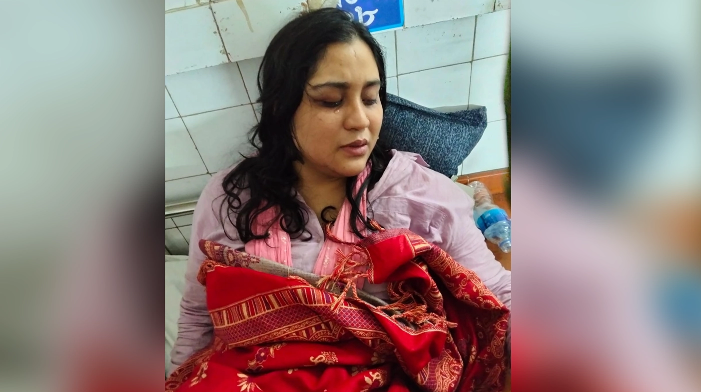আহত অনিকা সরকার। ছবি : রূপালী বাংলাদেশ