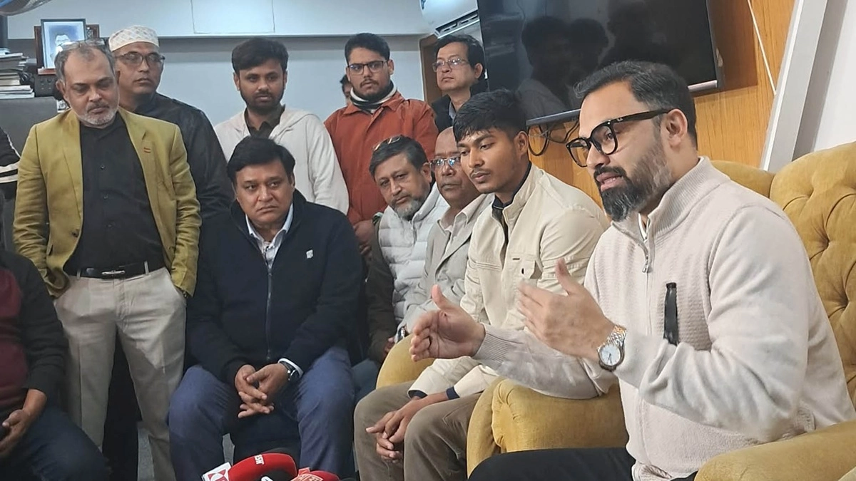 বাংলাদেশ জাতীয় ফুটবল দলের সাবেক অধিনায়ক আমিনুল হক। ছবি : সংগৃহীত
