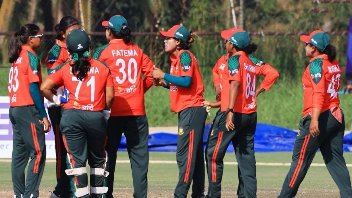 রাইজিং স্টারসে দাপুটে জয় পেল বাংলাদেশের মেয়েরা। ছবি : সংগৃহীত