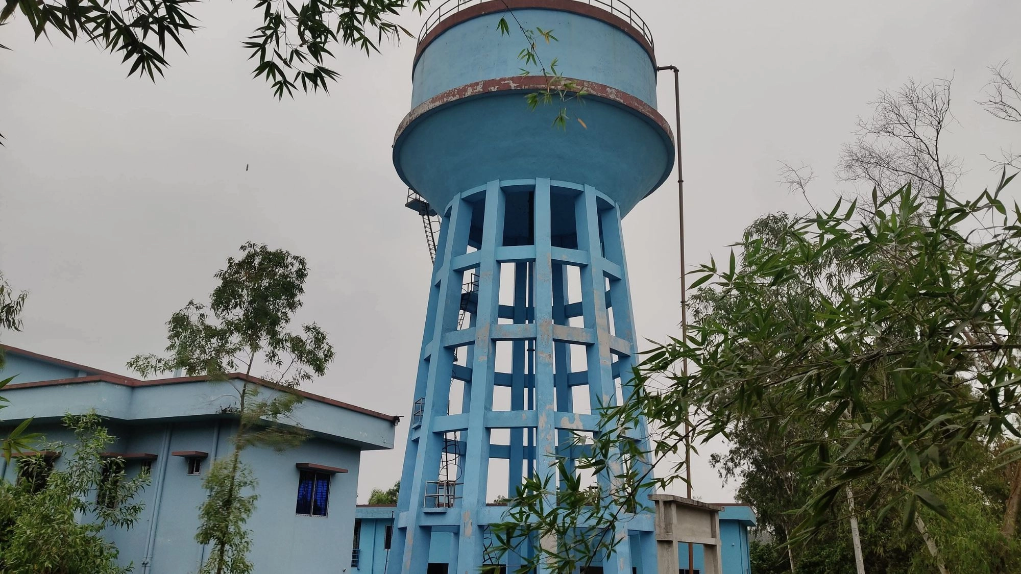 পানির অপেক্ষায় ৭০০ গ্রাহক