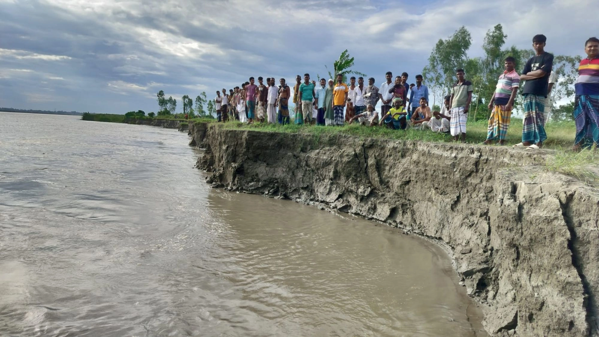 যমুনার তীরে বিষাদের ছায়া