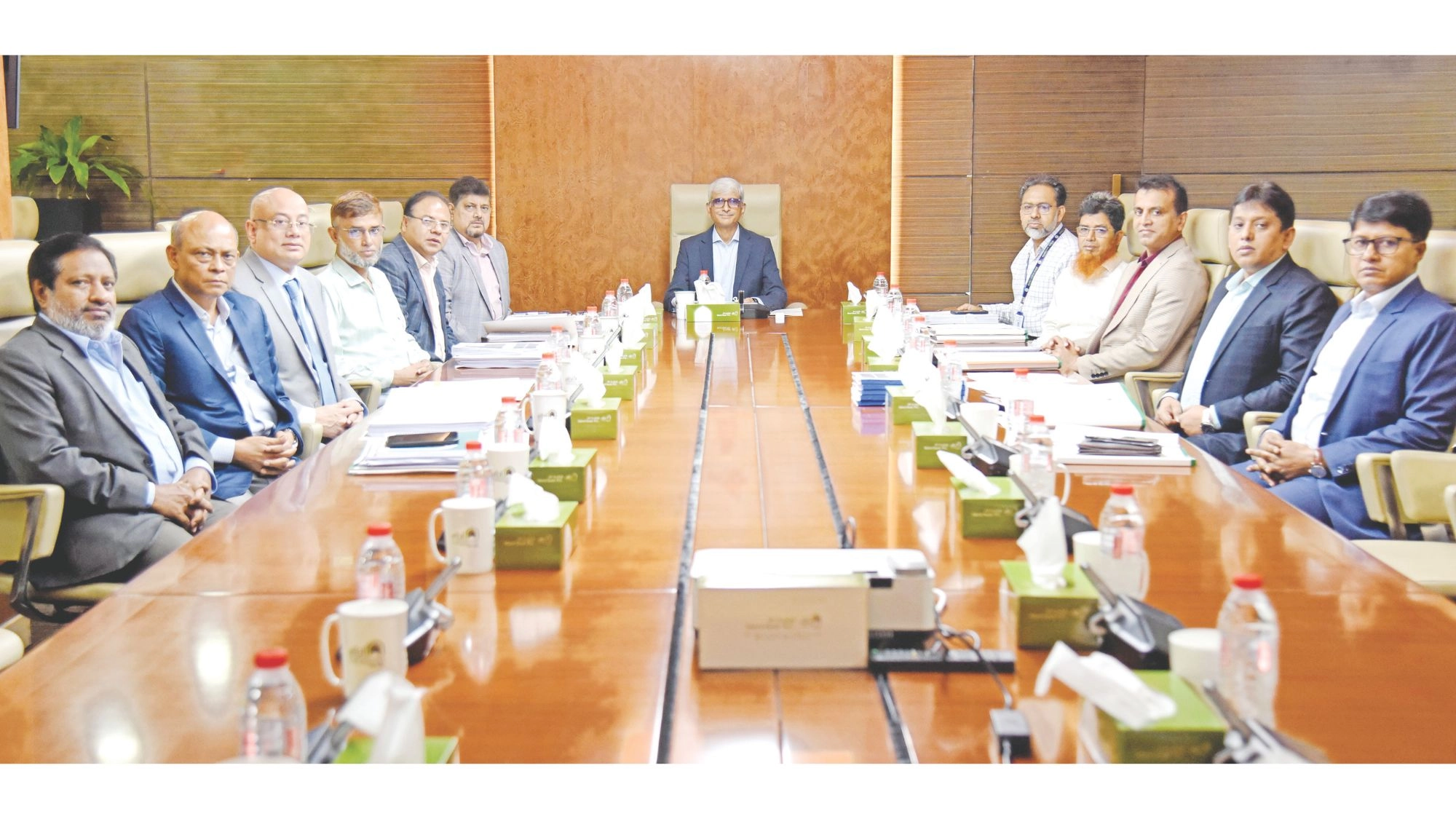 আল-আরাফাহ্ ইসলামী ব্যাংকের ৪৬২তম পর্ষদ সভা অনুষ্ঠিত 