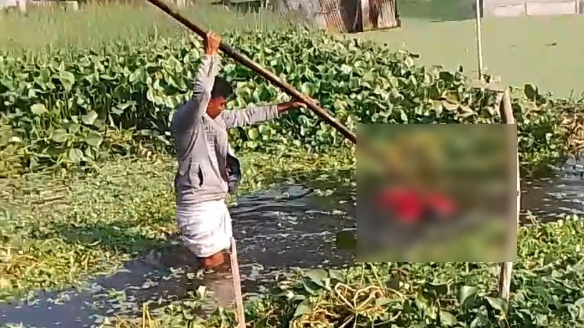 পুলিশ ঘটনাস্থলে এসে মরদেহ উদ্ধার করে। ছবি- রূপালী বাংলাদেশ