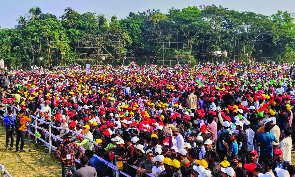 মৌলভীবাজারে তারেক রহমানের জনসভায় মানুষের ঢল। ছবি : রূপালী বাংলাদেশ