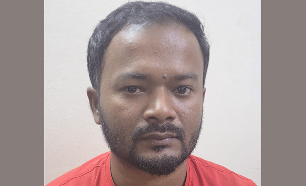 আটক মো. দ্বীন ইসলাম । ছবি- সংগৃহীত