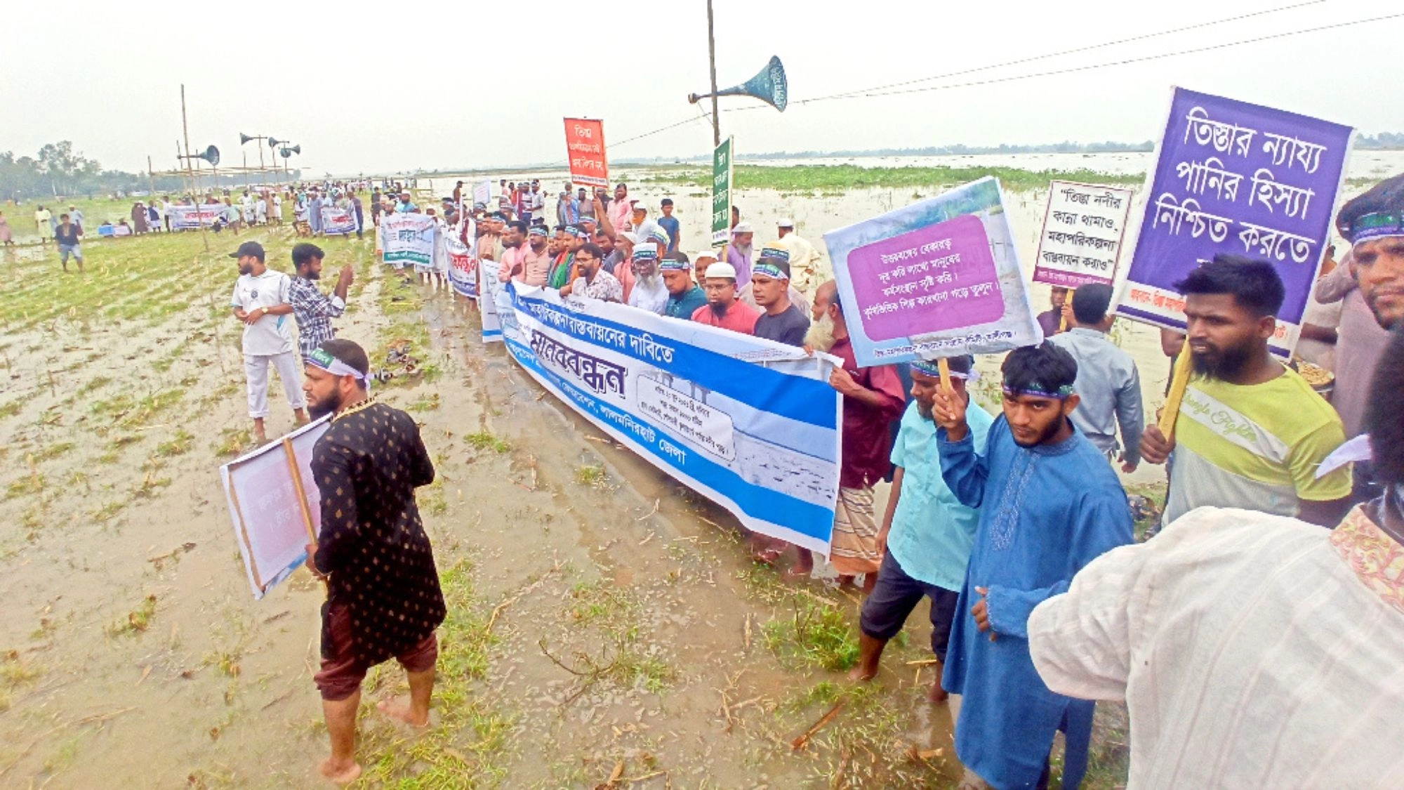 আন্দোলন হয় তিস্তায়, বাজেট যায় পদ্মায়