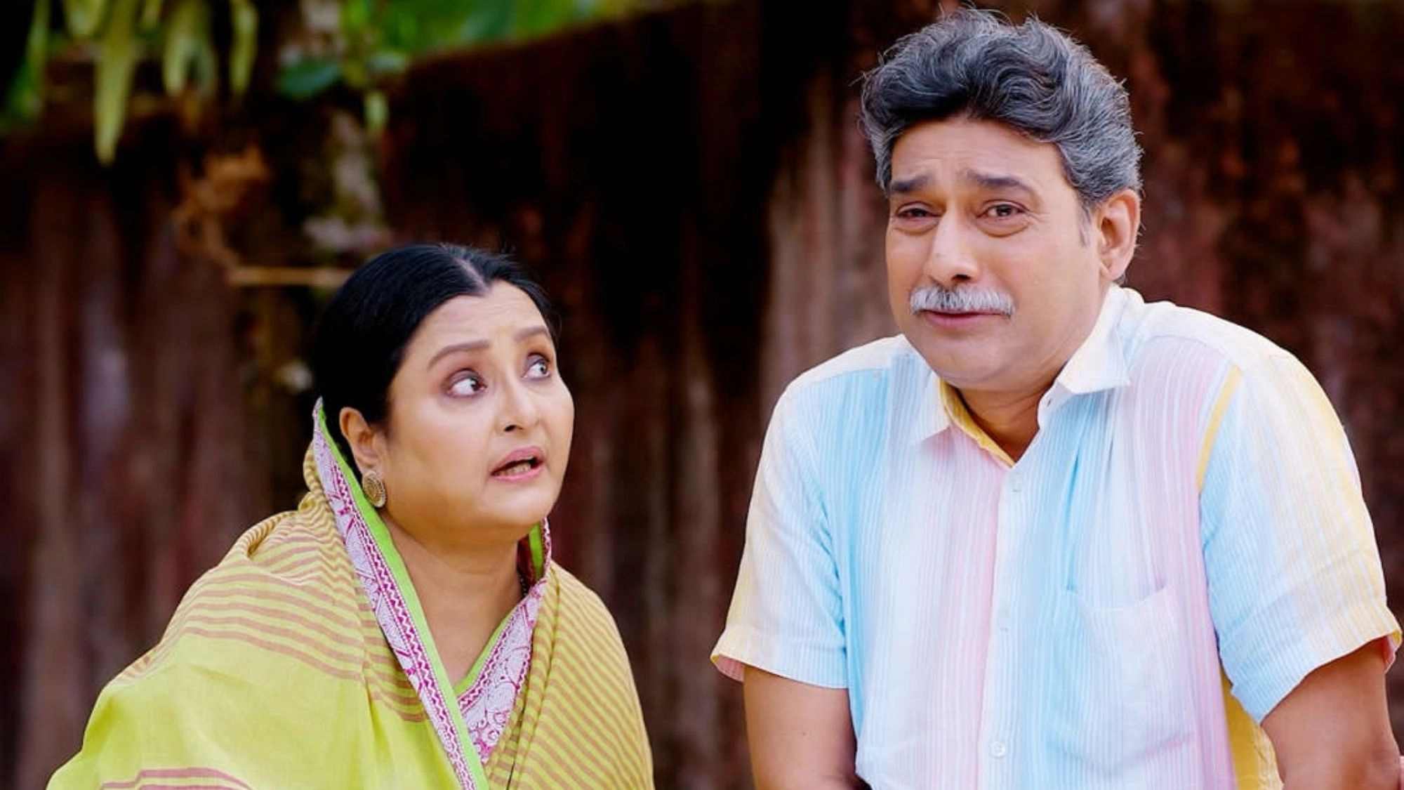 কমেডি নাটক ‘গৃহযুদ্ধ’