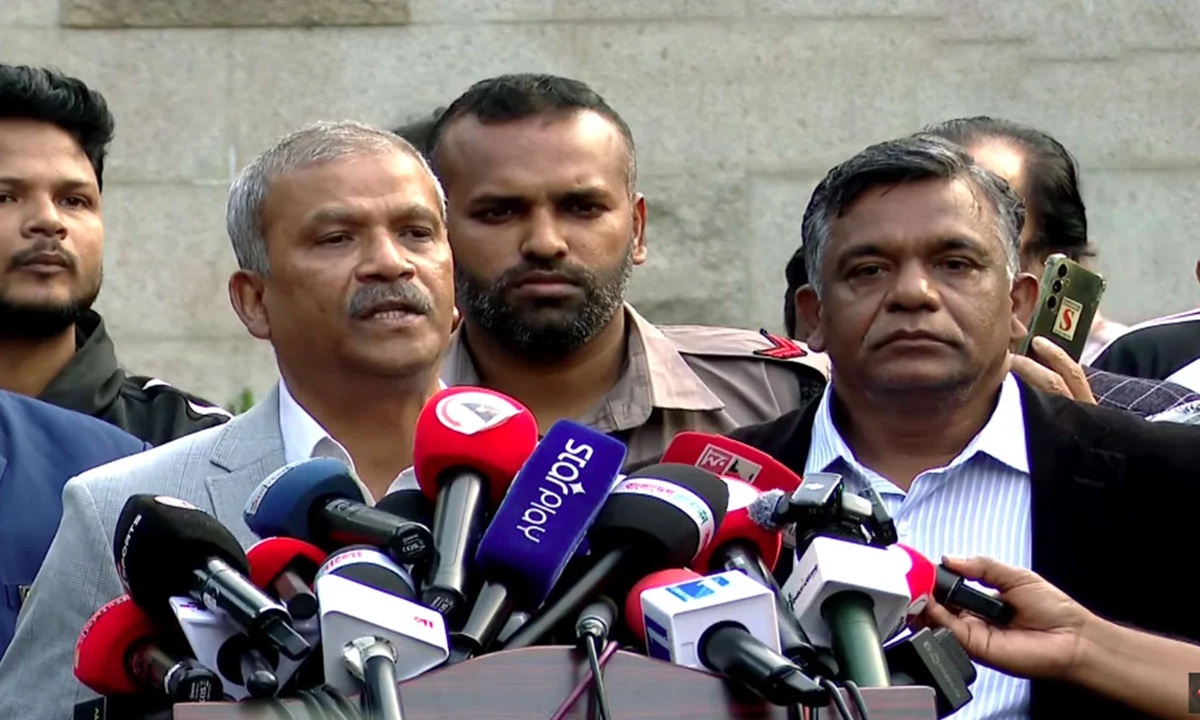 ক্রীড়া উপদেষ্টা আসিফ নজরুল। ছবি : সংগৃহীত
